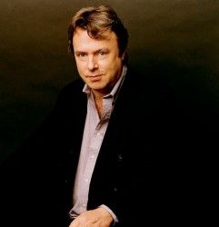 item9.rendition.slideshowWideVertical.christopher-hitchens-life-in-pictures-ss11